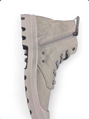 Palladium Women's High-Top Canvas Ankle Boot